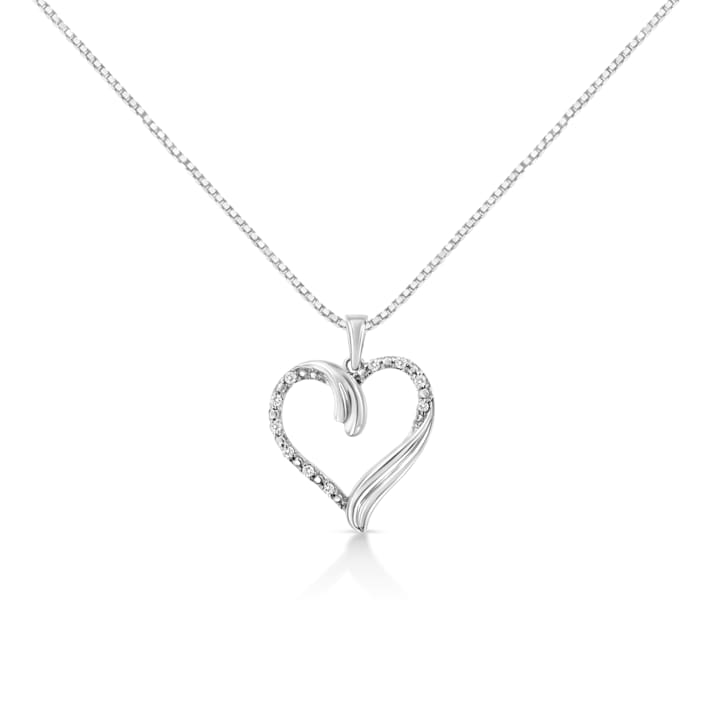 ★PEARLY MORE★ Volume Heart String Necklace Timeless Pearly Heart Necklace in Gold | REVOLVE