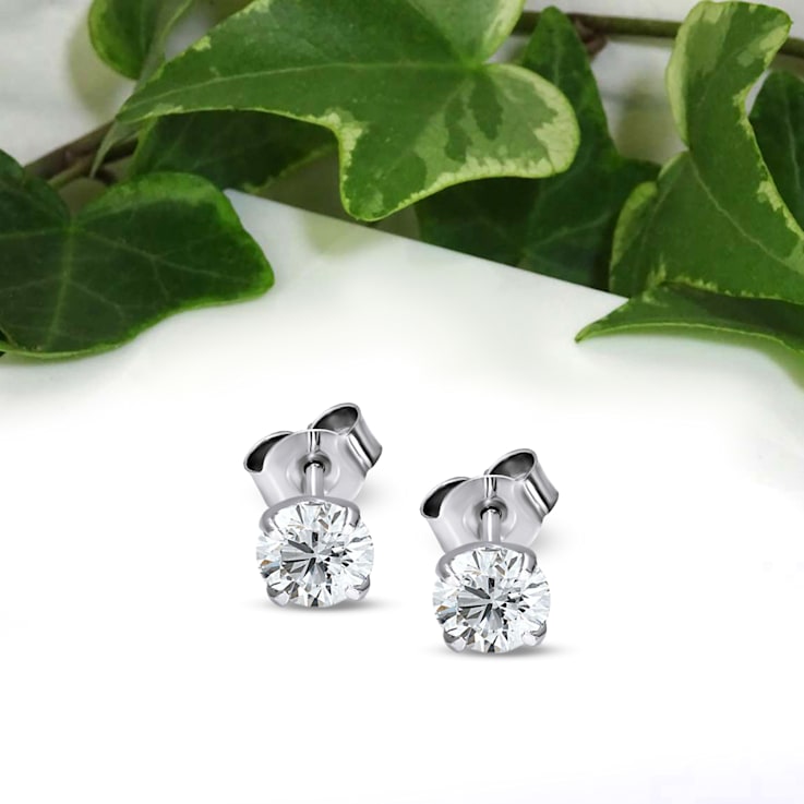 0.33 Ct 14K White Gold IGI Certified Lab Grown Solitaire