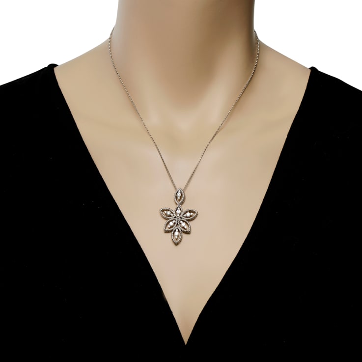 Roberto Coin Barocco 18K White Gold Diamond 0.96ctw Pendant With Chain
