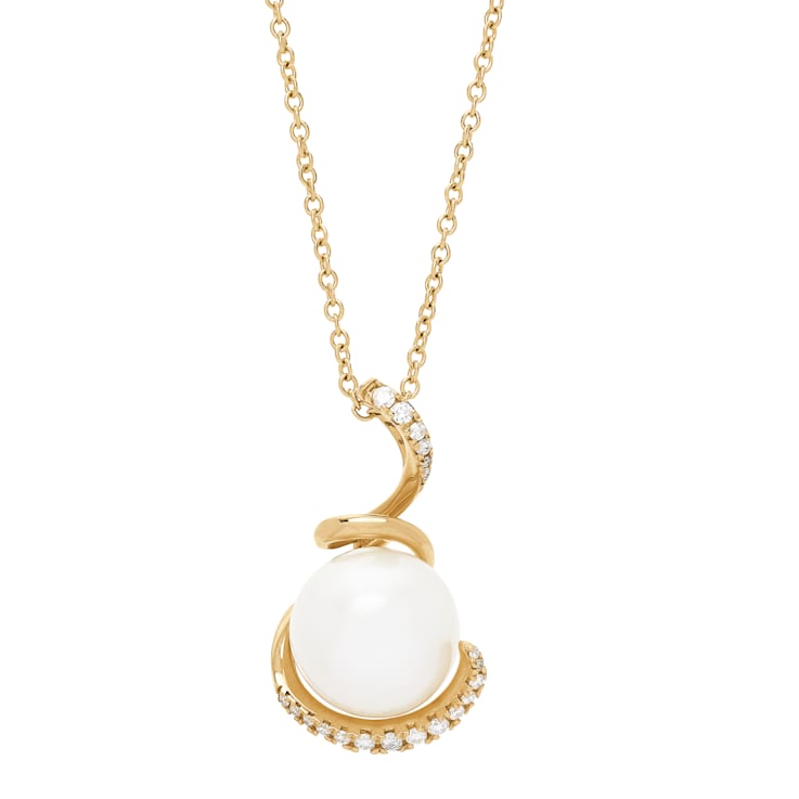 13-14mm Round White Freshwater Pearl with Diamond 14K Yellow gold
Pendant with Chain