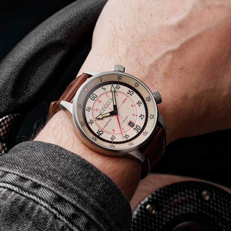 Cadola Rally Timer Tan Dial White Bezel Brown Stainless Steel Band
Automatic Watch