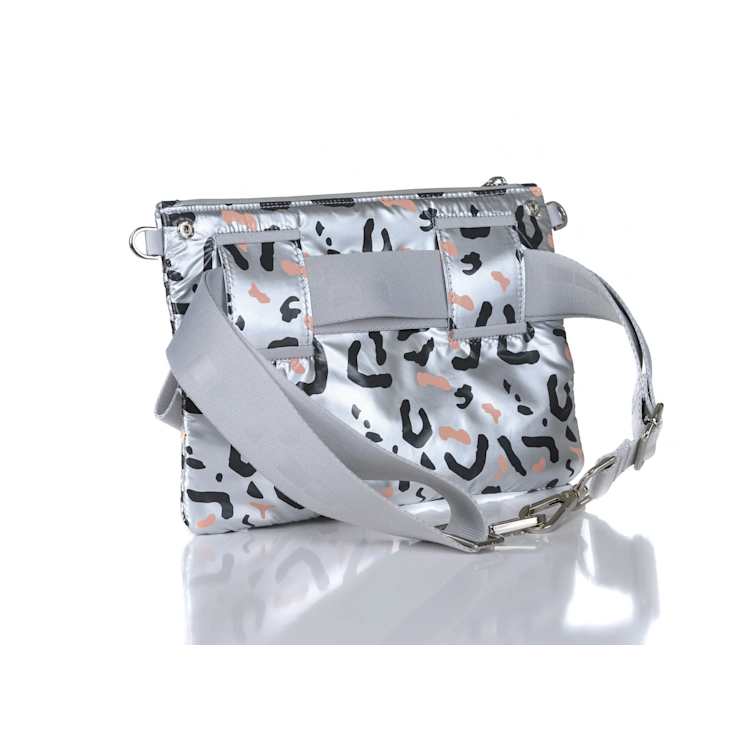 GO Dash Dot Weekender Handbag in Cheetah Silver Blue