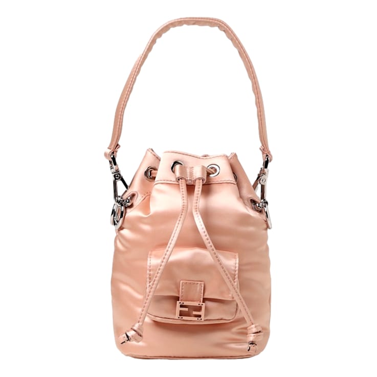 Baby pink baguette bag 2025