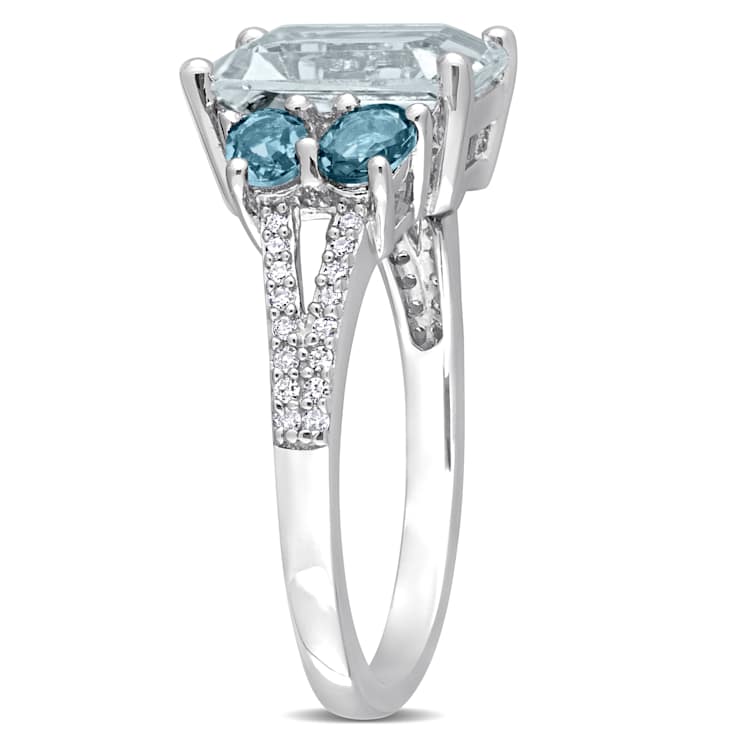 3.80ctw Aquamarine and London Blue Topaz with.10ctw Diamond Ring in
Sterling Silver
