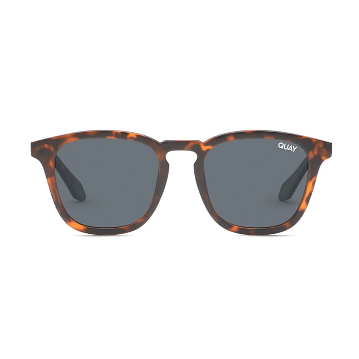 Quay Jackpot Matte Tortoise Round Frame / Smoke Polarized Lenses Sunglasses