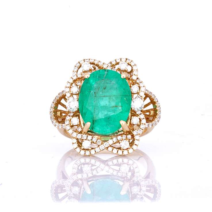 7.96 Ctw Emerald and 0.86 Ctw White Diamond Ring in 14K YG