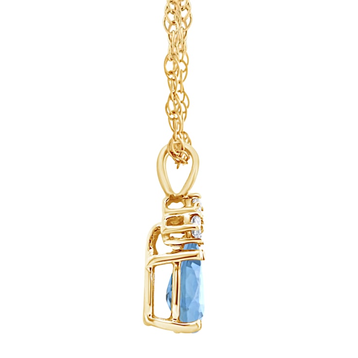 7x5mm Pear Shape Aquamarine with Diamond Accents 14k Yellow Gold Pendant
With Chain