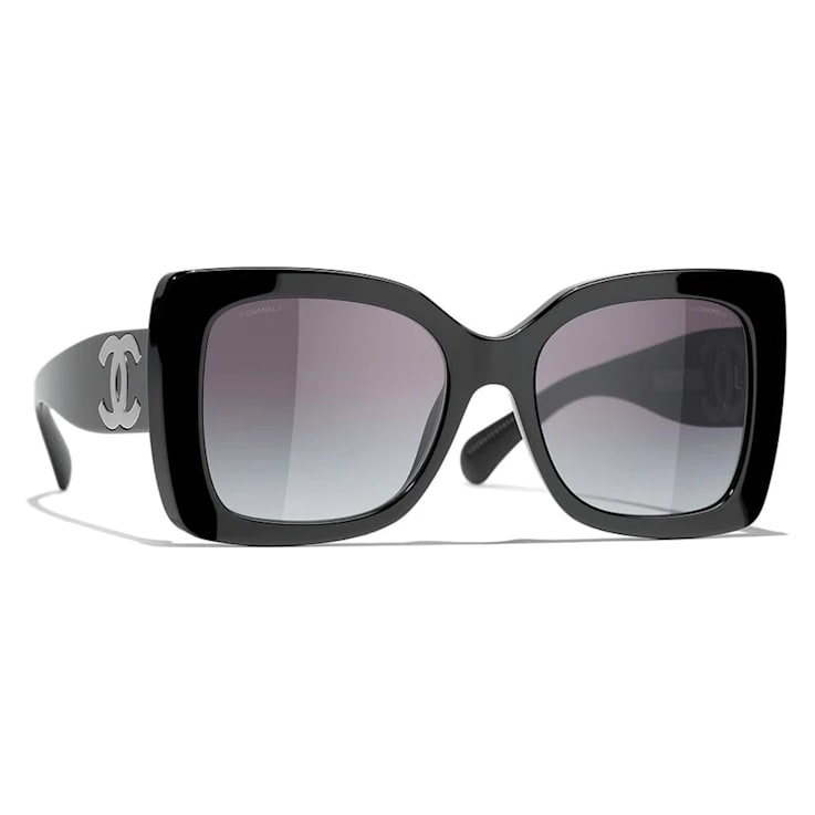 Chanel Black Frame with Large CC Silver Logo Gray Lens Sunglasses 164XTA