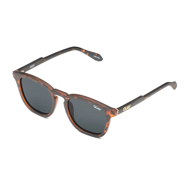 Quay Jackpot Matte Tortoise Round Frame / Smoke Polarized Lenses Sunglasses
