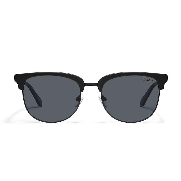 Quay Evasive Black Round Frame / Smoke Polarized Lenses Sunglasses