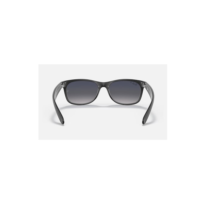 Ray-Ban New Wayfarer Classic Matte Black Polarized Sunglasses RB2132
601S78 55