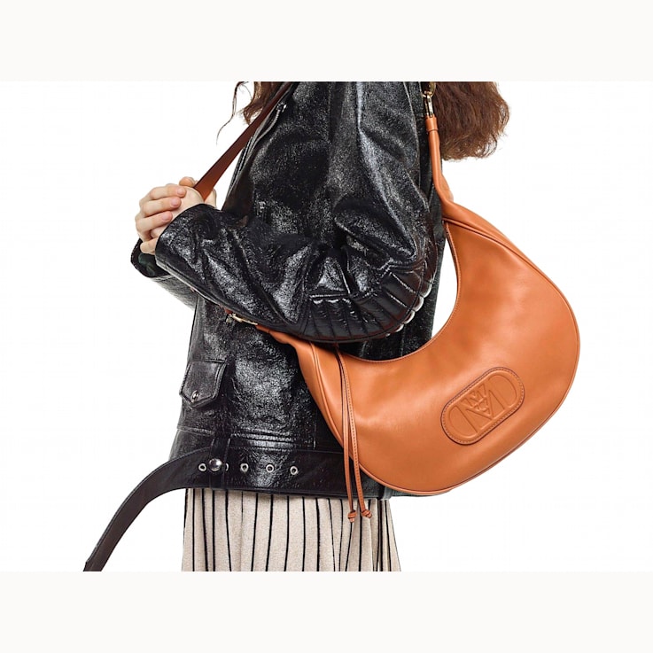 MCM Medium Mode Travia Hobo in Spanish Cognac Nappa Leather Handbag
