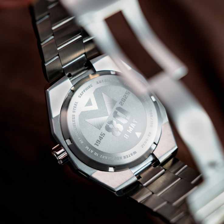 RGMT Field Master Automatic Ve-Day 80th White Stainless Steel Band
Limited Edition Watch