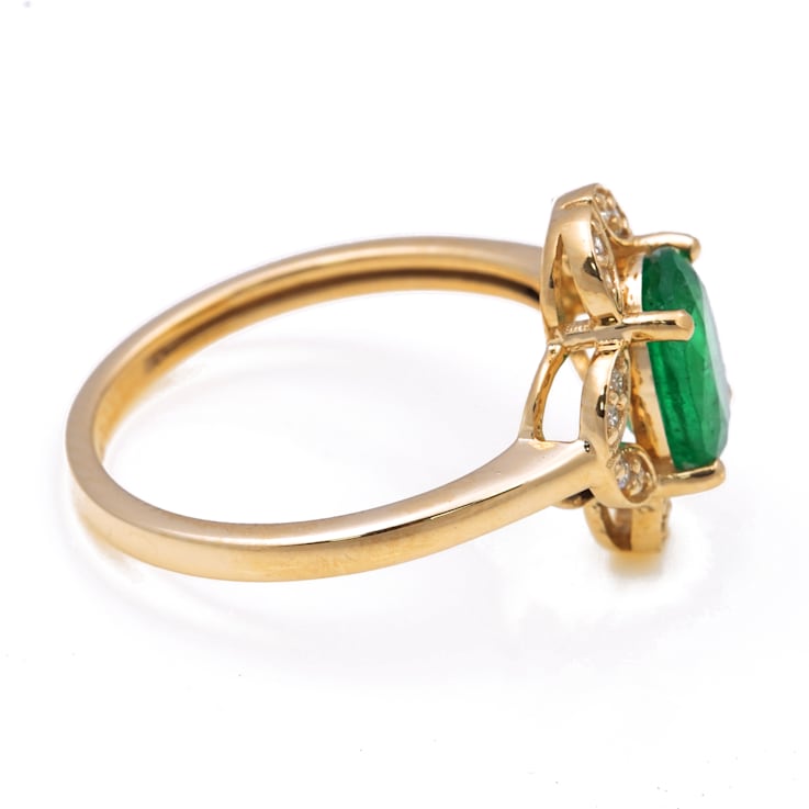 1.40 Ctw Emerald With 0.12 Ctw White Diamond Ring in 14K YG