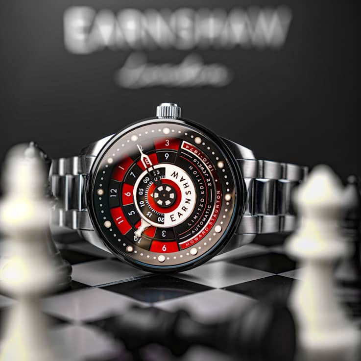 Thomas Earnshaw Staunton Chess Set Automatic Red Dial Stainless Steel
Band Limited Edition Watch