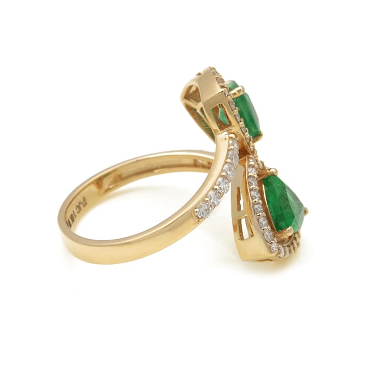 1.49Ctw Emerald with 0.52Ctw Diamond Ring in 14K YG