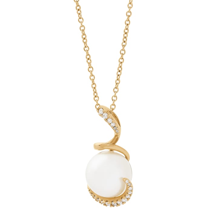13-14mm Round White Freshwater Pearl with Diamond 14K Yellow gold
Pendant with Chain