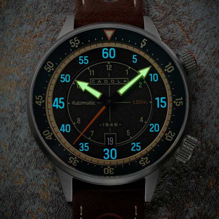 Cadola Rally Timer Green Dial White Bezel Brown Stainless Steel Band
Automatic Watch