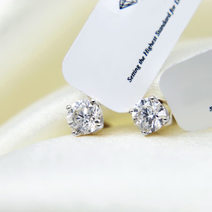 Lab Grown White Diamond 14K White Gold Stud Earrings VS1 Clarity E
Color, IGI Certified 2ctw