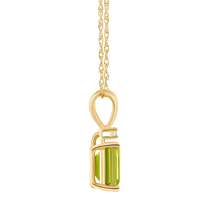 7x5mm Emerald Cut Peridot with Diamond Accent 14k Yellow Gold Pendant
With Chain