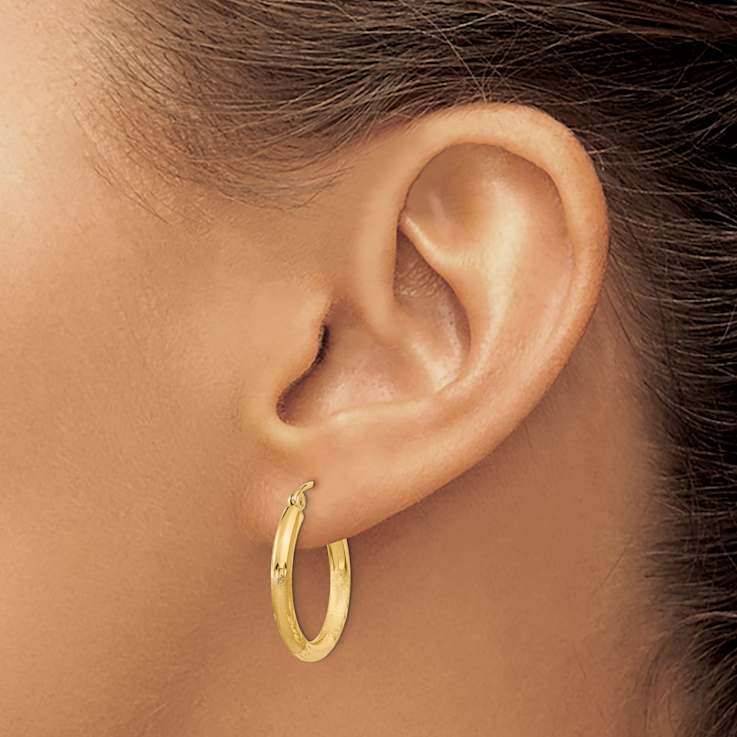 14k Yellow Gold Satin and Diamond-cut 13/16" Round Hoop Earrings