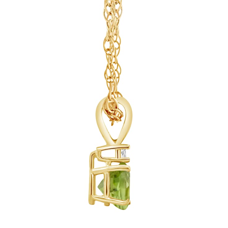 5mm Round Peridot with Diamond Accent 14k Yellow Gold Pendant With Chain