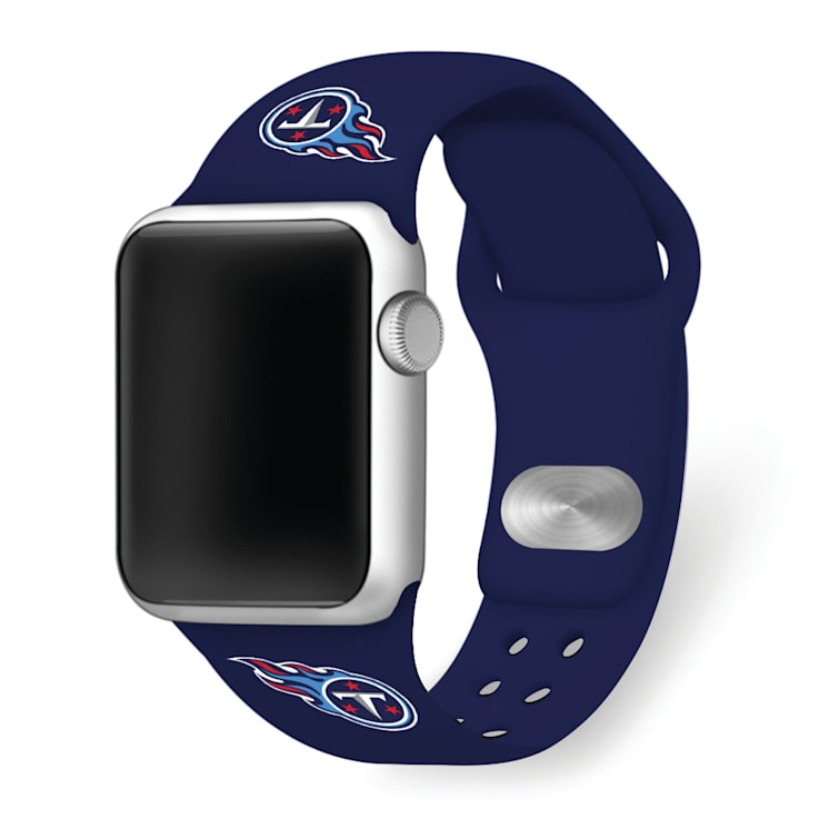 Gametime Tennessee Titans Navy Silicone Band fits Apple Watch (42/44mm
M/L). Watch not included.