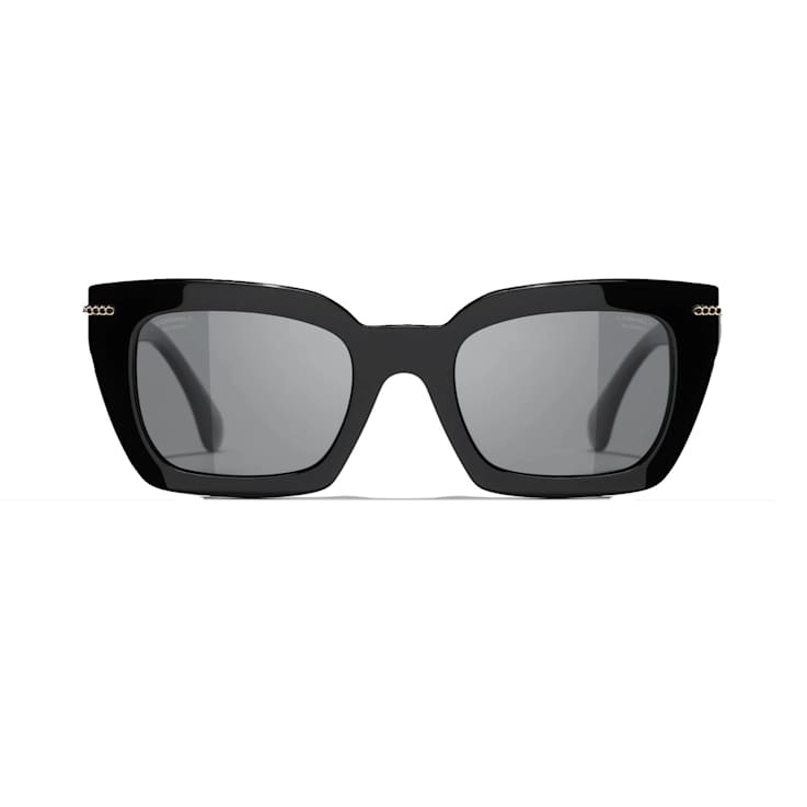 Chanel Black Frame with Chain Detail / Gray Polarized Lenses Sunglasses