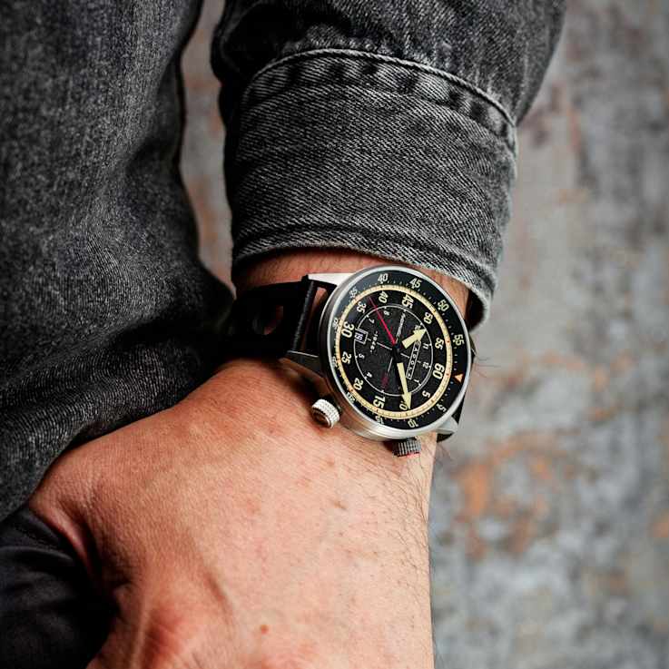 Cadola Rally Timer Black Dial White Bezel Black Stainless Steel Band
Automatic Watch