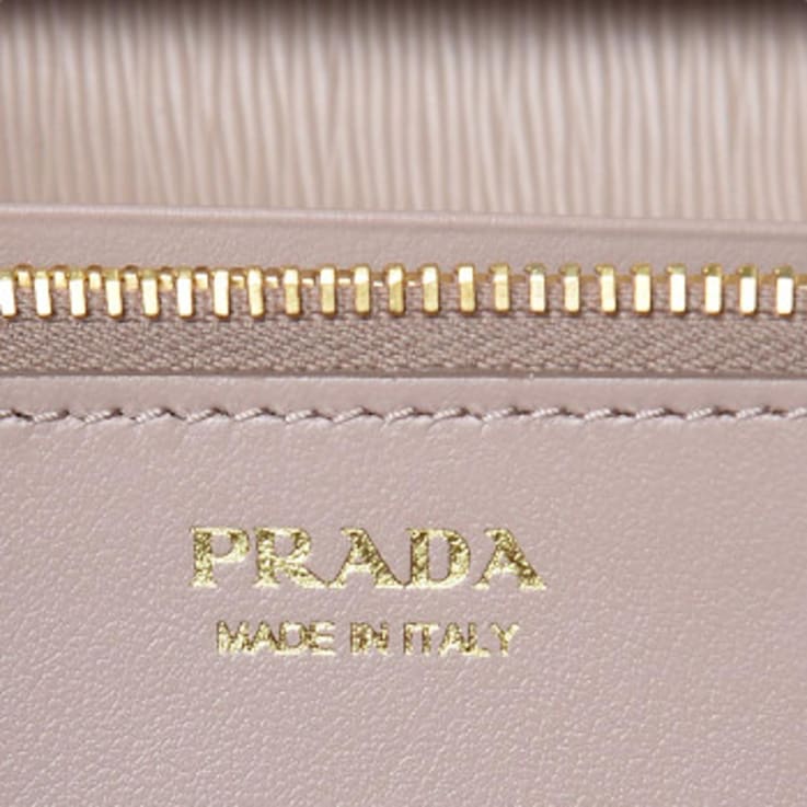 PRADA プラダ コインケースVitello Move CIPRIA Prada Cipria Beige Vitello Move Leather Small Wallet on