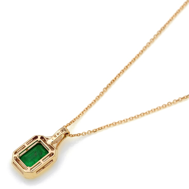 1.94 Ctw Emerald Pendant with Chain in 14K YG