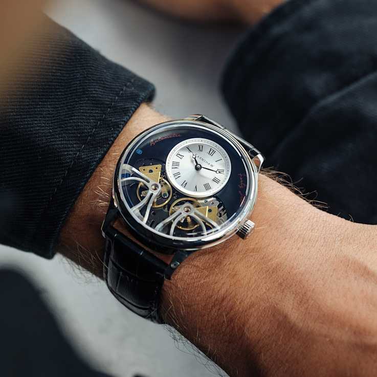 Thomas Earnshaw Scientists Faraday Double Barrel Black Stainless Steel
Band Automatic Watch