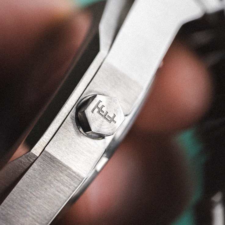 Thomas Earnshaw Discovery Drake Skeleton Automatic