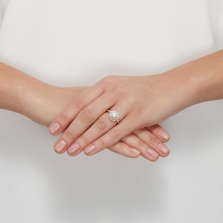 9-9.5mm Round White Freshwater Pearl with 0.21ctw Diamond 10K Rose Gold Ring