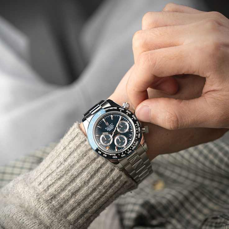 Duxot Accelero Blue Dial Blue Bezel White Stainless Steel Band
Chronograph Watch