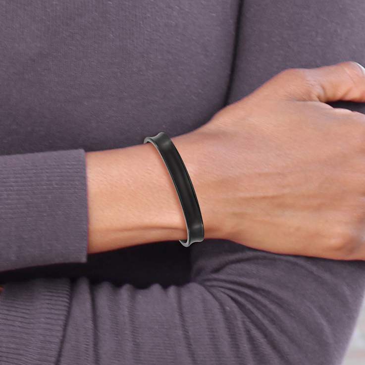 Titanium Brushed with Polished Edge Black IP-plated 10mm Cuff Bangle