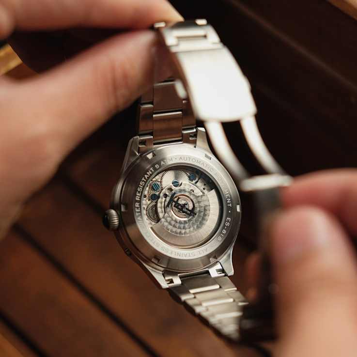 Thomas Earnshaw Baron Grand Date Calendar Open Heart Automatic