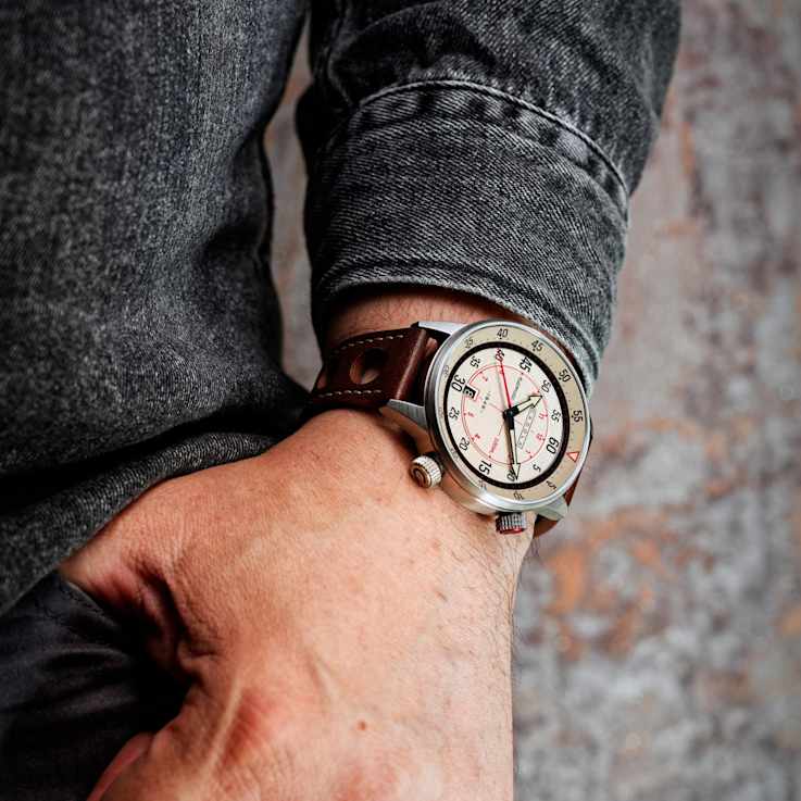 Cadola Rally Timer Tan Dial White Bezel Brown Stainless Steel Band
Automatic Watch