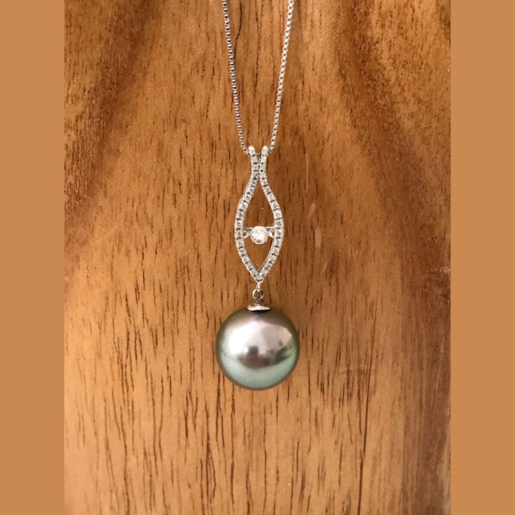 Tahitian Cultured Pearl Pendant with 18k White Gold & Diamonds