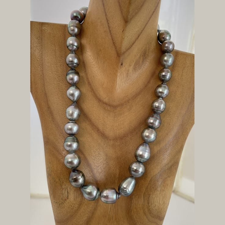Natural Color Light Lavender with Sea Green Overtone 12-14mm Tahitian
Cultured Pearl Strand