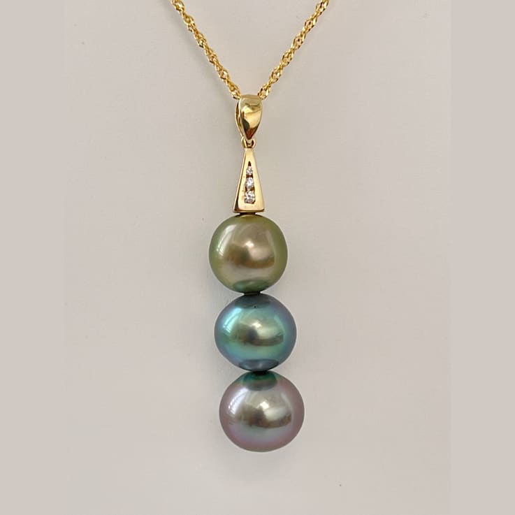 Rare Pastel Trio: Natural Color 10-11mm Tahitian Cultured Pearl Pendant
with Diamond Accent