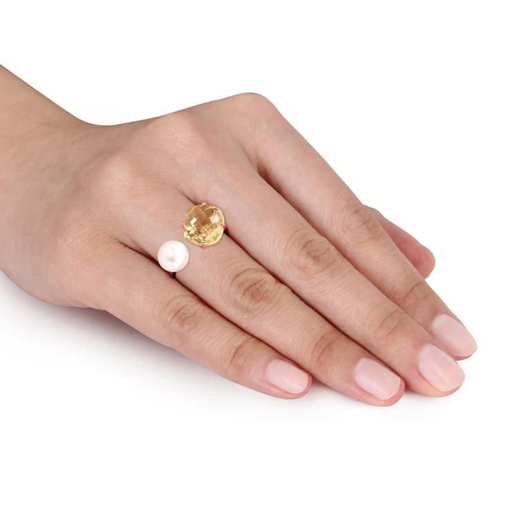 8 8.5MM Freshwater Cultured Pearl and Lemon Quartz Ring in Rose Plated
Sterling Silver
