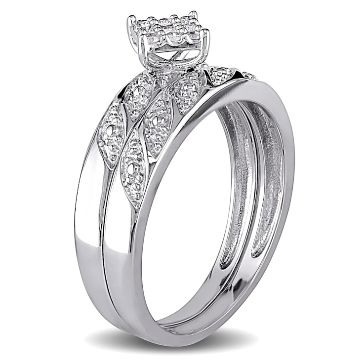 1/10 CT TW Diamond Bridal Set in Sterling Silver