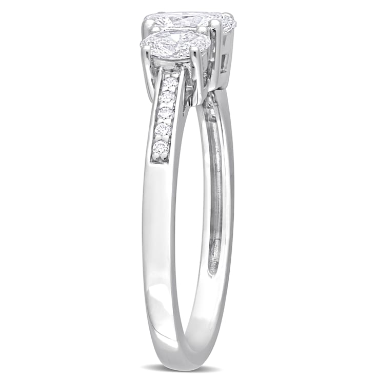 1 CT TW Diamond 3-Stone Engagement Ring in Platinum