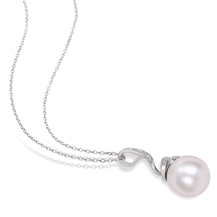 11-12MM Freshwater Cultured Pearl and Diamond Accent Pendant with Chain
in Sterling Silver