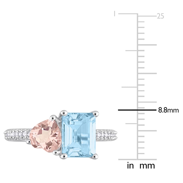 2 5/8 CT TGW Sky Blue Topaz and Morganite with 1/10 CT TW Diamond Toi et
Moi Ring in Sterling Silver