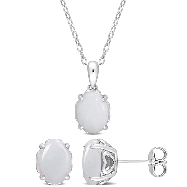 2-Pcs Set of 3 CT TGW Opal Solitaire Earrings and Pendant with Chain in
Sterling Silver
