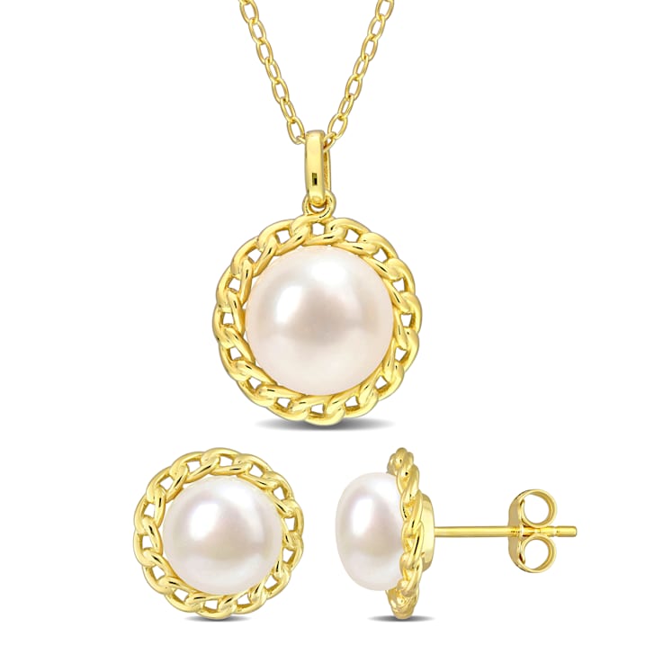 8-9.5MM Freshwater Cultured Pearl Stud Earrings and Pendant Set in
Yellow Plated Sterling Silver