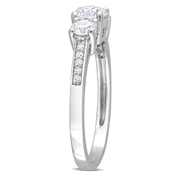 1 CT TW Diamond 3-Stone Engagement Ring in Platinum