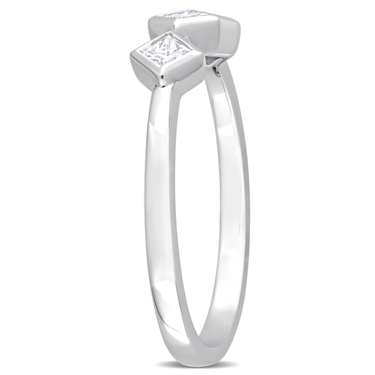 1/4 CT TW Diamond 3-Stone Ring in 14K White Gold